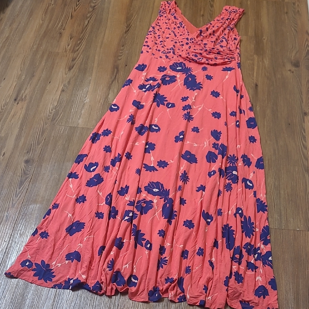 Boden Coral‎ and Purple  Dress used exelent condition